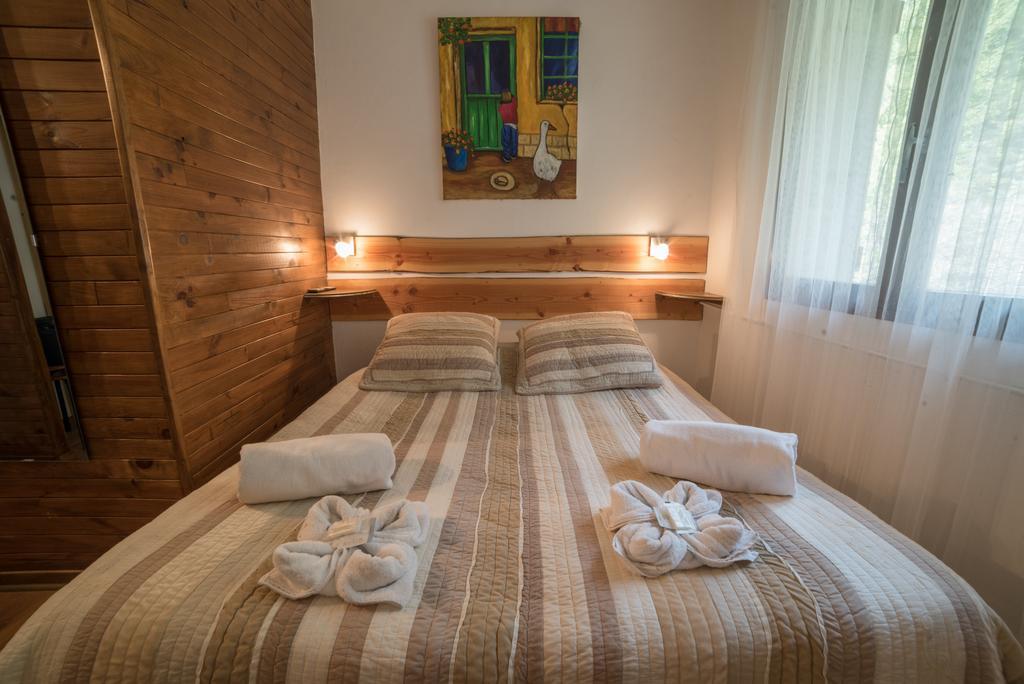 Chalet Les Moineaux Chambres D'Hotes Jausiers Zewnętrze zdjęcie